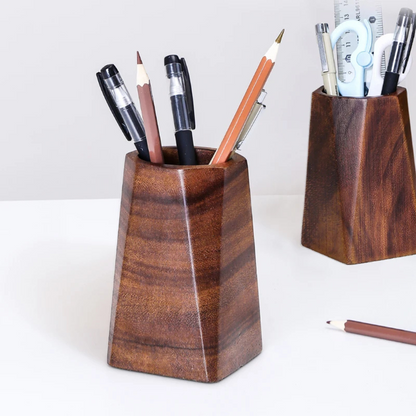 Intovate Walnoot Pennenhouder - Voor een een stijlvolle en georganiseerde werkplek