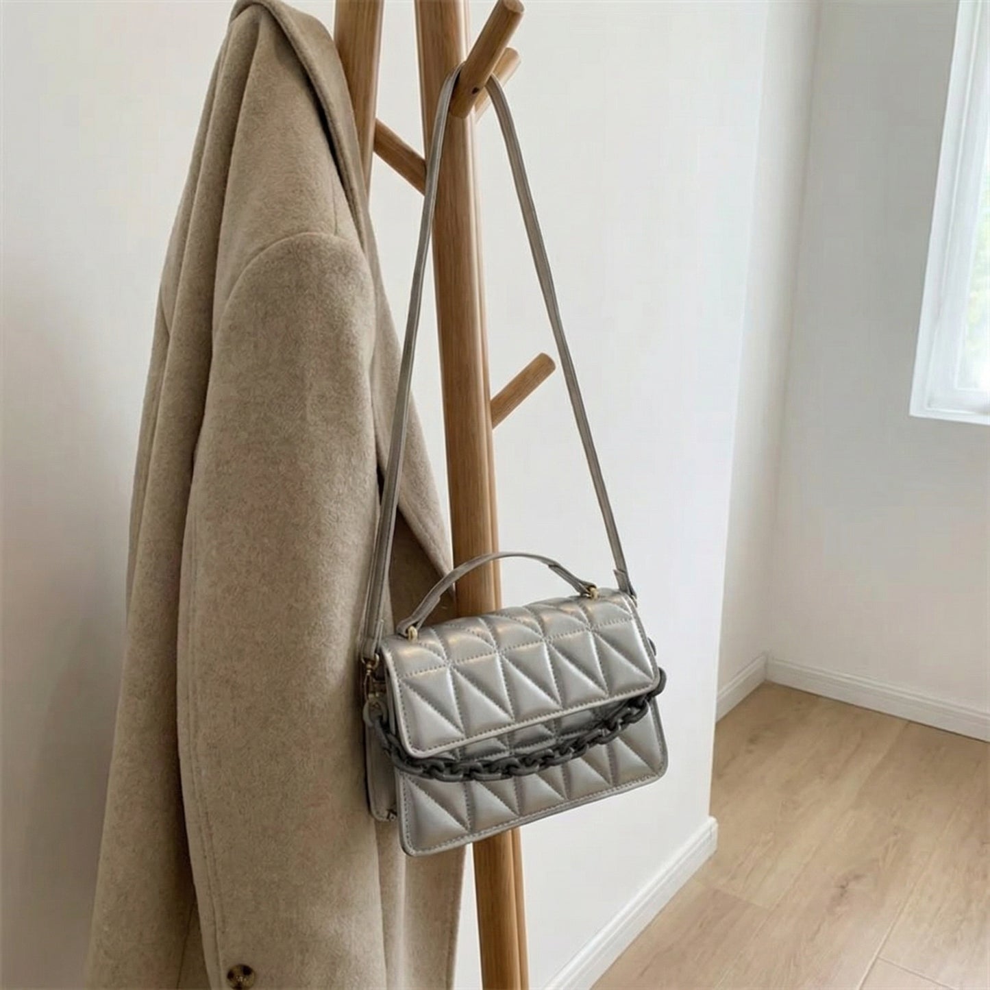 SoftEase Mini Gewatteerde Crossbodytas – Licht, stijlvol en altijd bij je